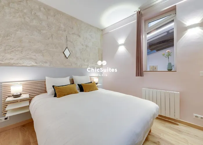 Louvre Pyramide * 파리