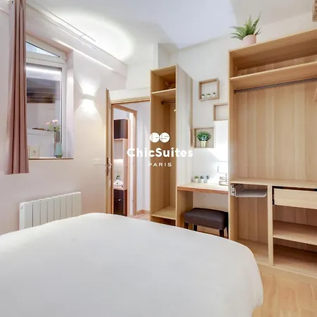 Louvre Pyramide Apartament *